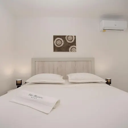 Fidelissima Villa Kastela