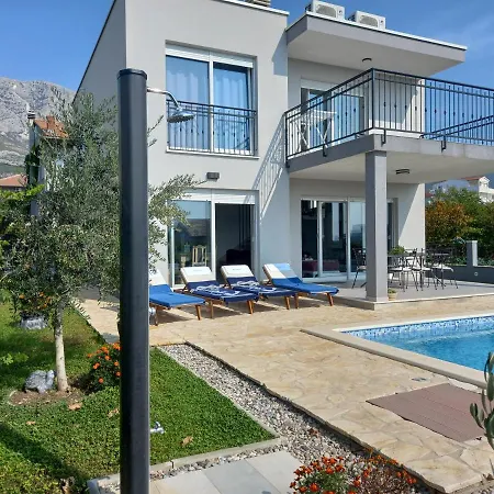 Fidelissima Villa Kastela